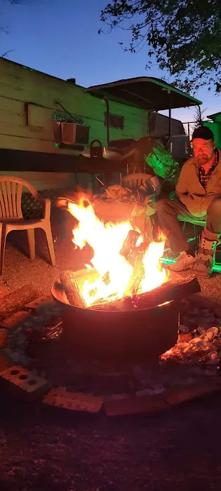 Sunset Shore Campground Picture 4