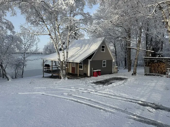Portage Lakeside Cabins Picture 4