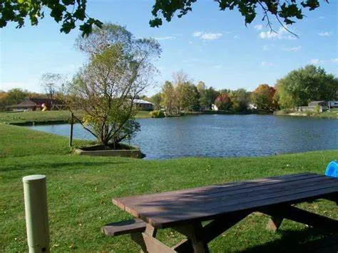 Hidden Lake Gems Camping Spot Located in Mt. Gilead Ohio Picture 1