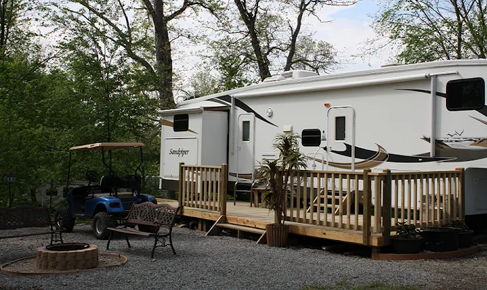 Tee Pee Family Campground Picture 10