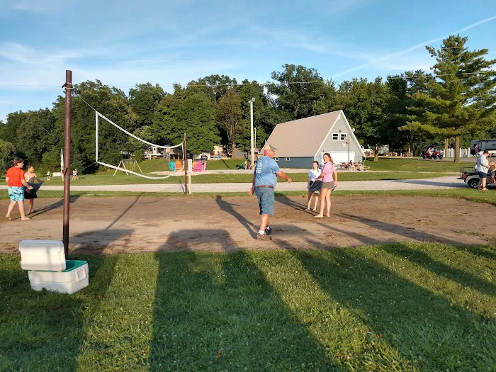 Tee Pee Family Campground Picture 6