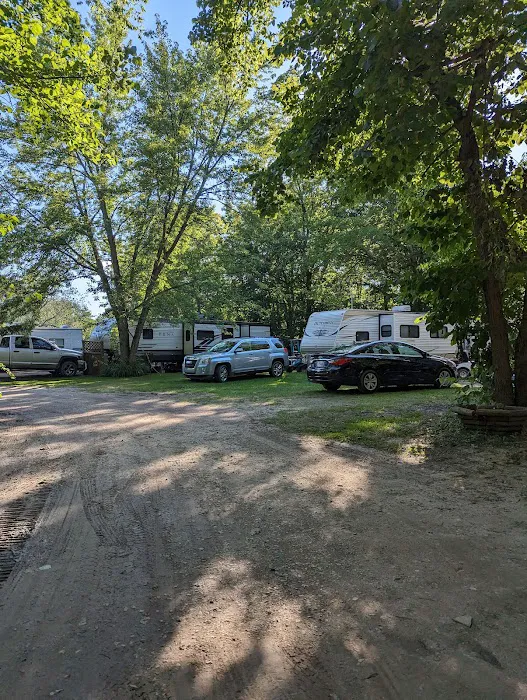 Wooded Acre Campground Picture 5