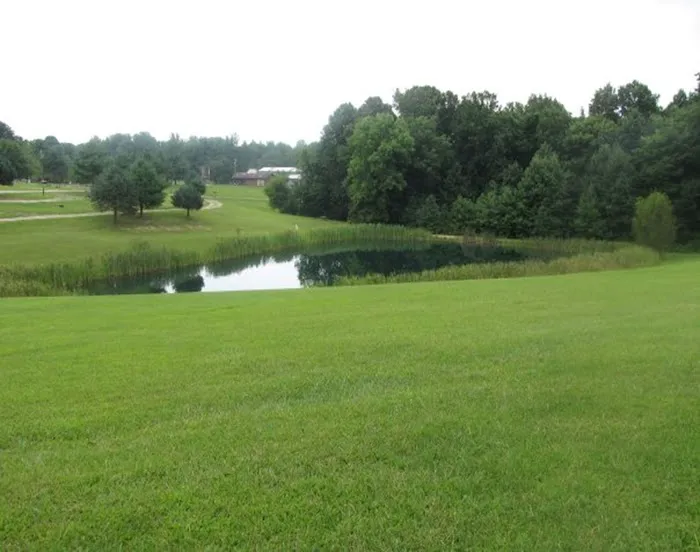 Top O' the Caves Campground Picture 7