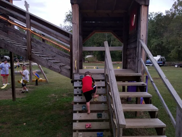 Ole Henry's Camping Retreat Picture 4