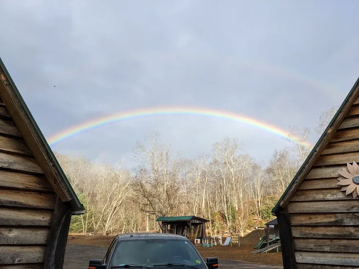 Ole Henry's Camping Retreat Picture 9