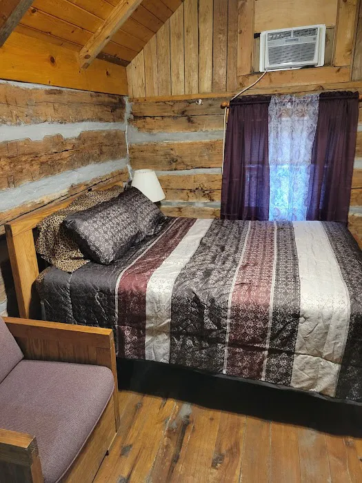 Bear Mountain Cabins & Campground Picture 8