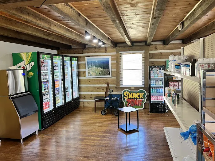 Bear Mountain Cabins & Campground Picture 3