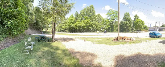 Hilltop Sunrise - Single RV Site with Electric, Water, and Sewer hookups Picture 10