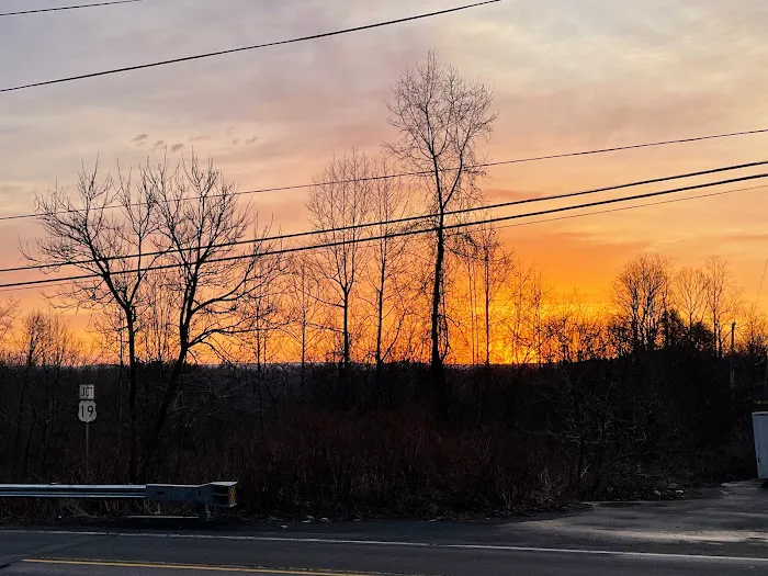 Hilltop Sunrise - Single RV Site with Electric, Water, and Sewer hookups Picture 4