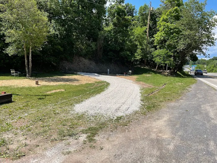 Hilltop Sunrise - Single RV Site with Electric, Water, and Sewer hookups Picture 1