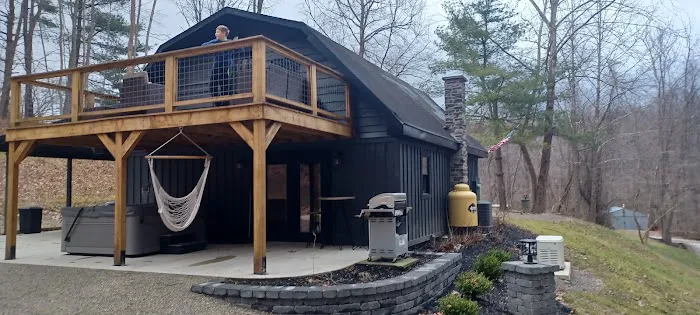 Cairn Creek Cabin Picture 8