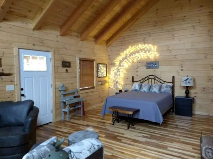 Lovebirds Landing Carefree Cabins Picture 3