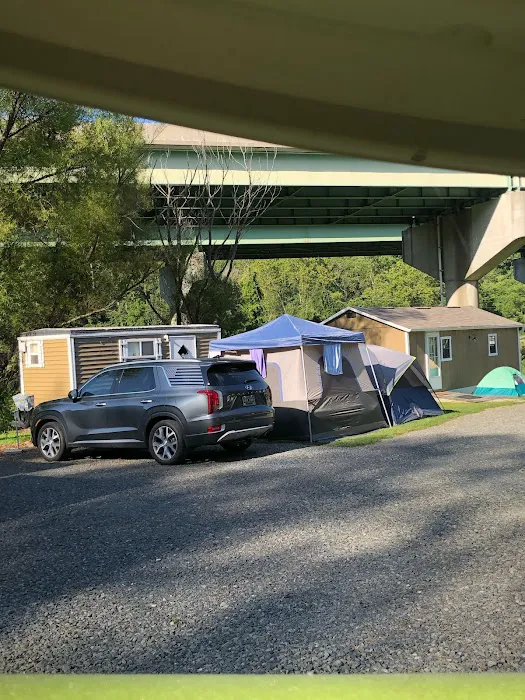 New River Bridge Family Campground Picture 8