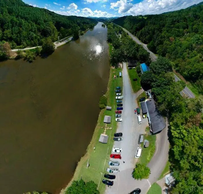 New River Campground and Canoe Picture 1