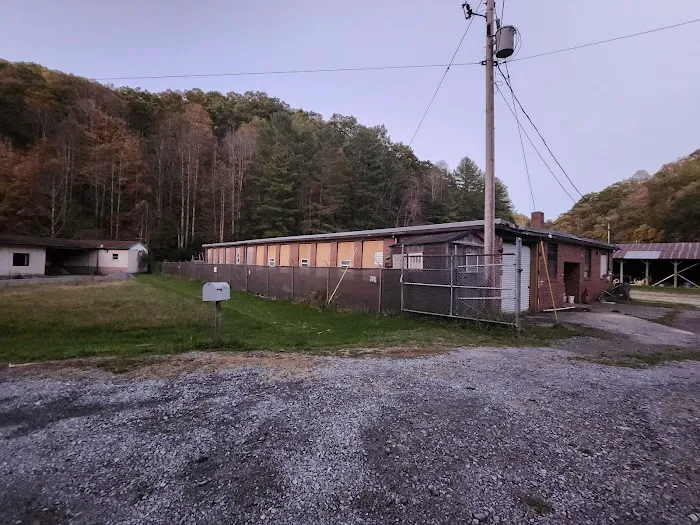 The Backwoods ATV Campground & General Store Picture 6