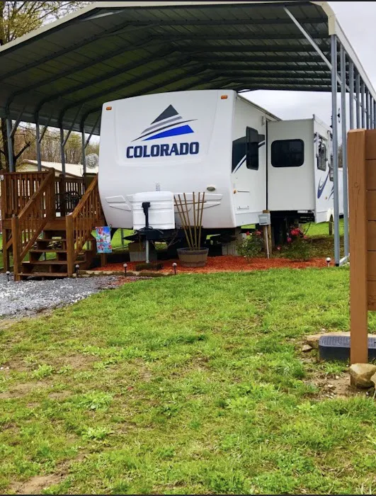 Hilltop Escape Atv Campground & Cabins Picture 3