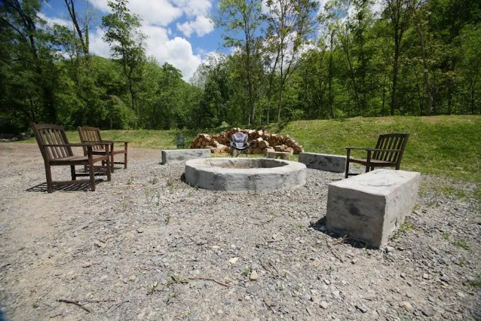 Cabins on the Guyandotte Picture 9