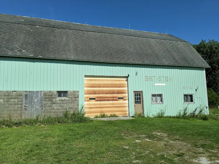 Floro's Campground and Marina Picture 5