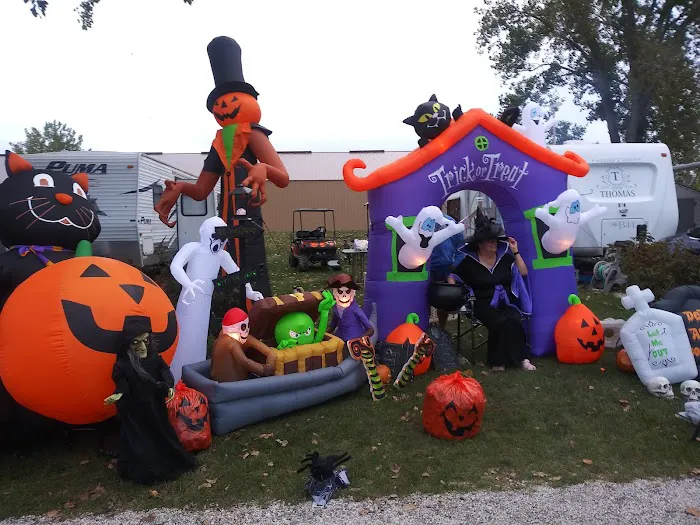 Paradise Acres Campgrounds and Marina Picture 3