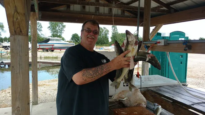 Paradise Acres Campgrounds and Marina Picture 5