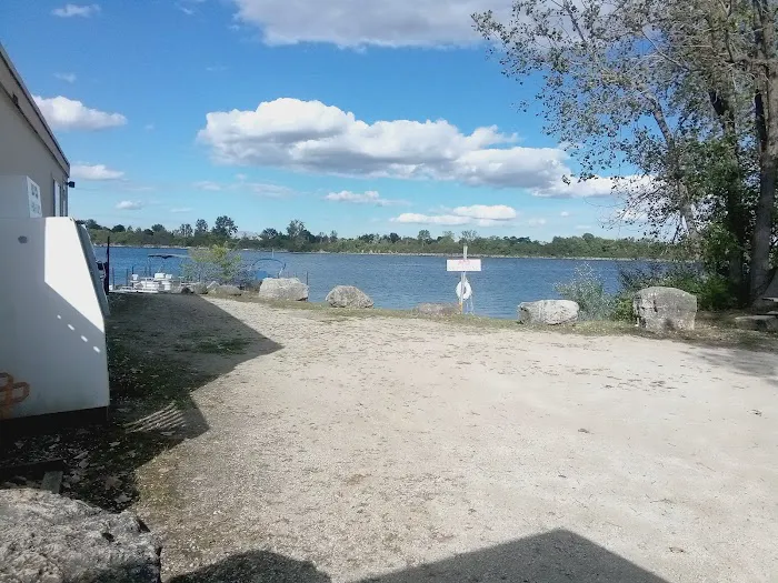 Eagle Lake Camping Resort Picture 2