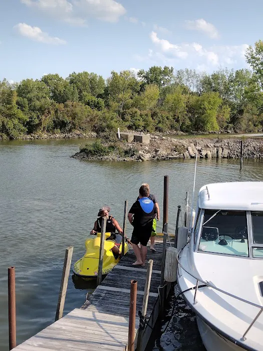 Magee East Marina & Campground Picture 6