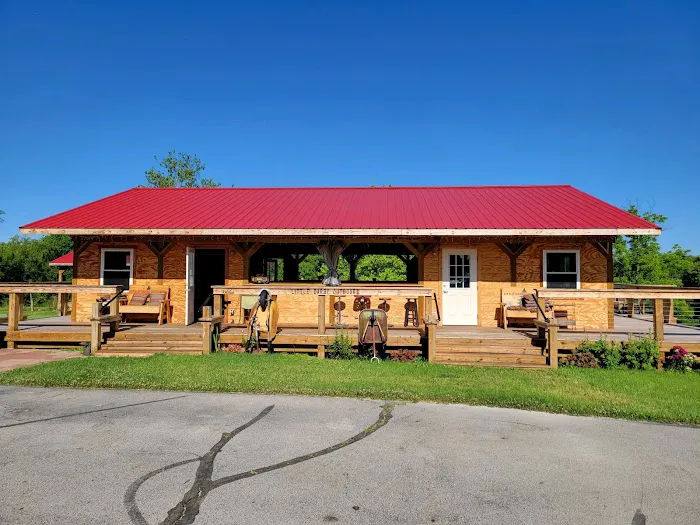 Little Darby Outdoors Picture 3