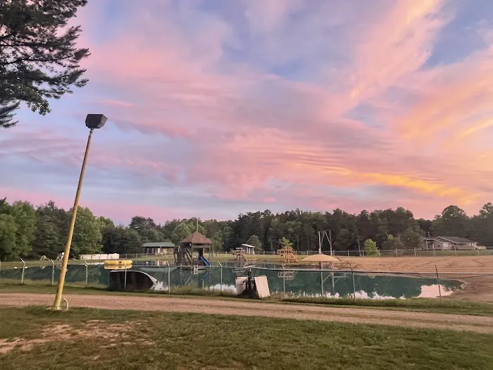 Shady Pines Campgrounds Picture 6