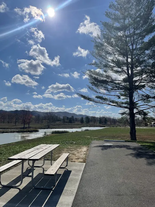 Shawnee State Park Ohio River Campground & Marina Picture 4