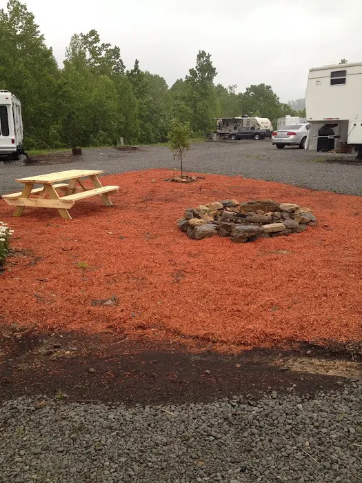 Eagle's Nest Campground Picture 9