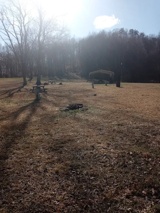 Midland Trail Campground Picture 4