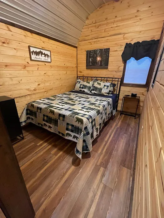 Hillbilly Rentals Resort & Campground Picture 5