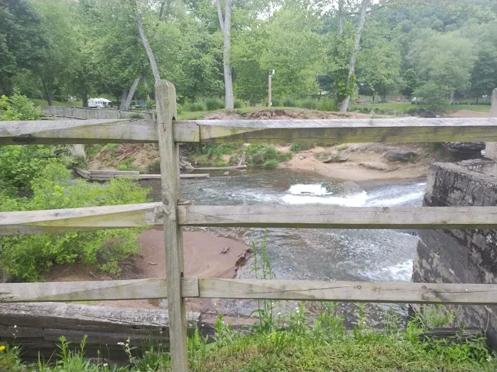 The Falls Campground Picture 7