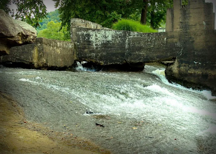 The Falls Campground Picture 8