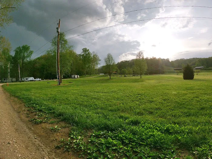 Creekside Cabins & RV Park Picture 3