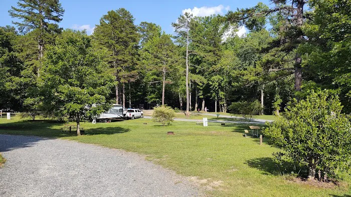 Zooland Family Campground Picture 3