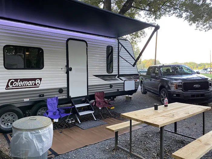 Holly Bluff Family Campground Picture 7