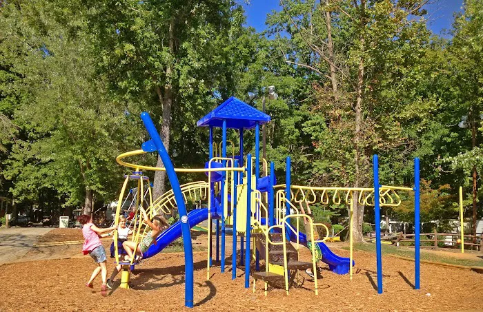 Lake Myers Campground Picture 9