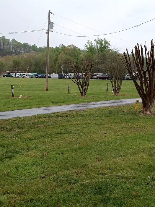 Love Valley Campground Picture 1