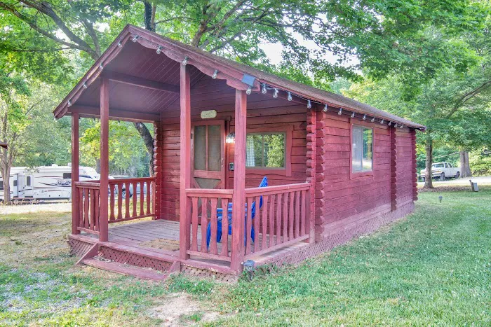 Cobble Hill Campground Picture 10