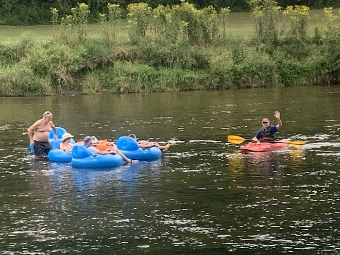 River Country Campground & RV Park Picture 8