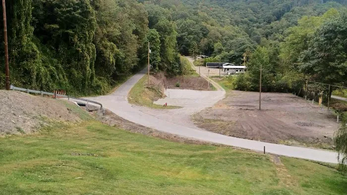 Elkhorn Creek Campground Picture 1