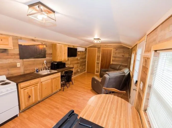 trail bandits cabins Picture 1
