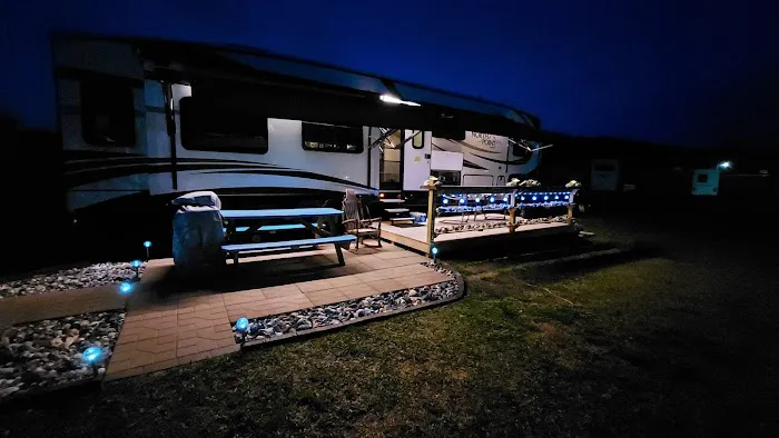 Virginia Creek Campground Picture 3