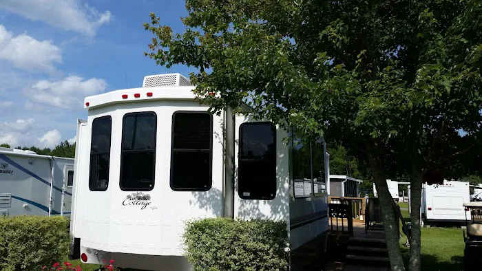 Virginia Creek Campground Picture 6