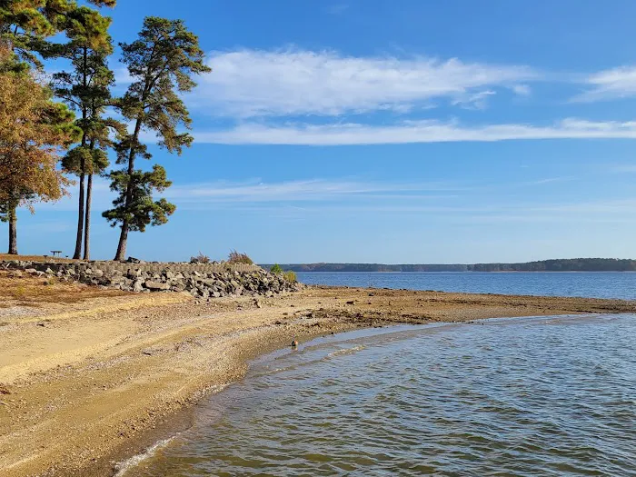 Henderson Point Campground Picture 2