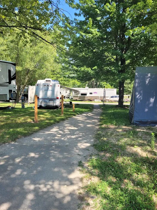 Adventure Bound Camping Resorts - Pleasant View Picture 5