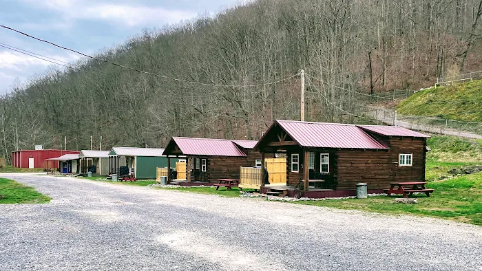 Hillbilly Heaven Campground Picture 7