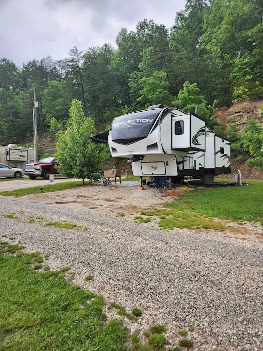 Wild Cat Camping and Fishing Picture 1