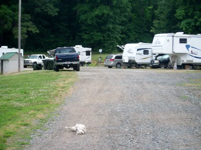 Golden Pond Campground Picture 1